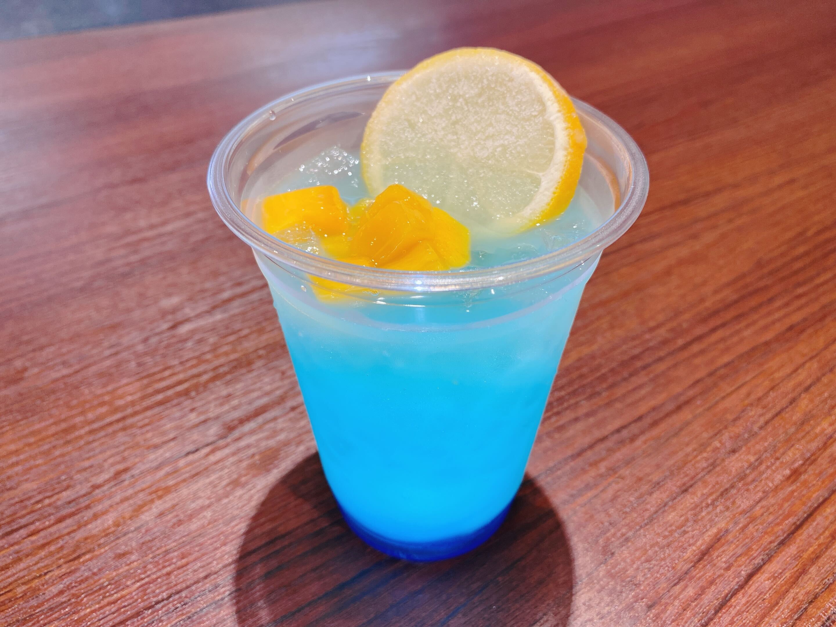 OUT of the BLUE ドリンク